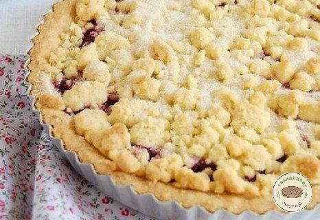 Песочный пирог с малиной