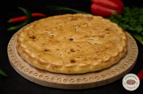 Осетинский пирог с говядиной и болгарским перцем Осетинский пирог с говядиной и болгарским перцем