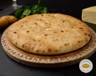 Осетинский пирог с семгой и картошкой